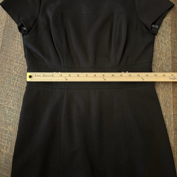 Black White House Black Market Dress 8 - Picture 6 of 13